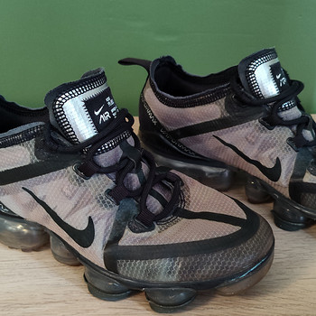 Tossud 35,5 Nike Air Vapormax laste jalanõud