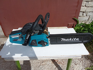 Бензопила Makita (1 фото из 3)