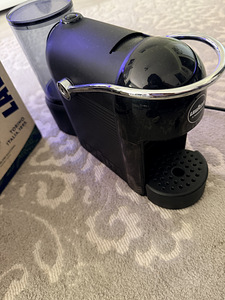 Кофемашина Lavazza A Modo Mio (2 фото из 2)
