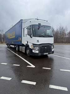 Renault T (1 фото из 3)