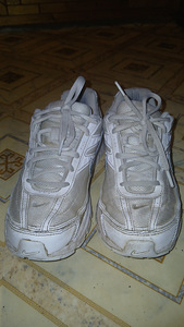 Nike Initiator (4 фото из 6)
