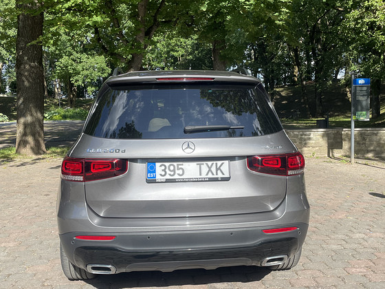 Müün MERCEDES-BENZ GLB 200 D 4MATIC