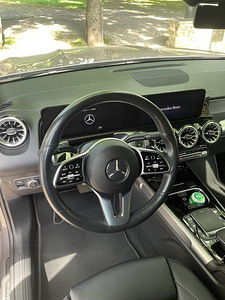 Müün MERCEDES-BENZ GLB 200 D 4MATIC (9 foto / 9)