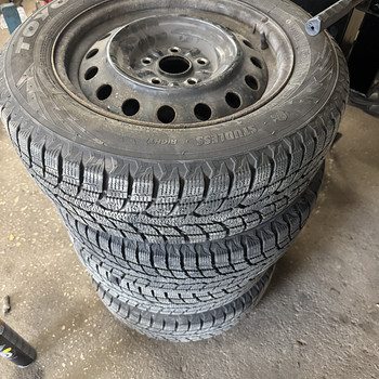 Toyo 205/60/16 Lamellrehvid 5x114,3 velgedega