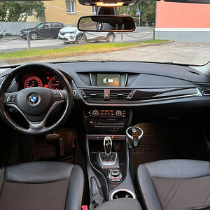 BMW X1 xDrive 18d (13 foto / 15)