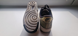 Мало ношенные чистые, целые кроссовки Nike Air Force, р. 40, (4 фото из 5)