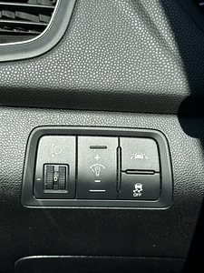 Hyundai i20 (13 foto / 13)