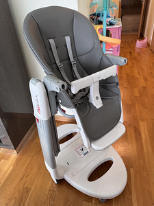 Peg Perego Стульчик для кормления Tatamia (3 фото из 4)