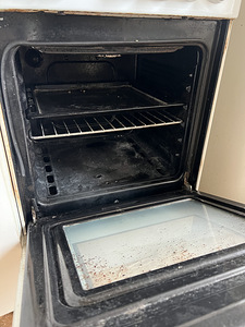 Газовая плита с духовкой Indesit, 4-конфорочная (3 фото из 3)