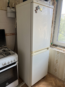 Холодильник (1 фото из 3)