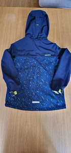 Влаго- и ветрозащитная softshell-куртка Icepeak, р.140, в хорошем состоянии (3 фото из 3)