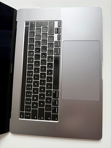 MacBook Pro 16 2019 i7 16/512GB (2 foto / 7)