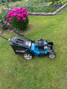 Makita muruniiduk (1 foto / 4)