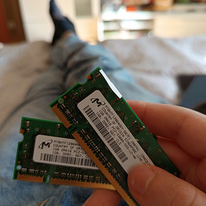 2GB DDR2 для ноутбука (1 фото из 1)