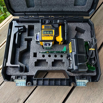 Dewalt лазер DCE089D1G