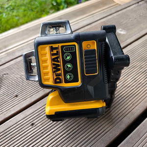 Dewalt лазер DCE089D1G (3 фото из 4)