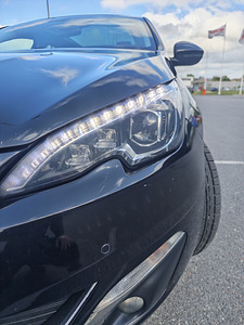 Peugeot 308 2.0 Diesel Allure (7 foto / 15)