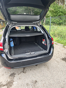 Peugeot 308 2.0 Diesel Allure (15 foto / 15)