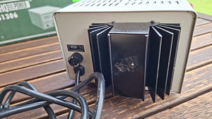 Стабилизированный блок питания постоянного тока HQ Power PS1306 (4 фото из 6)