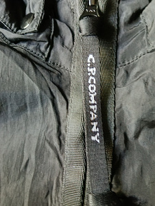 C.p company (3 фото из 8)