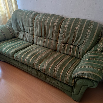 2 vana diivanit