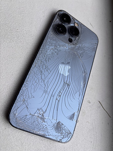 iPhone 13 pro (1 foto / 4)