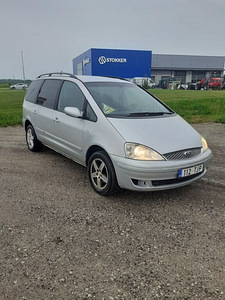 Ford Galaxy (1 фото из 5)