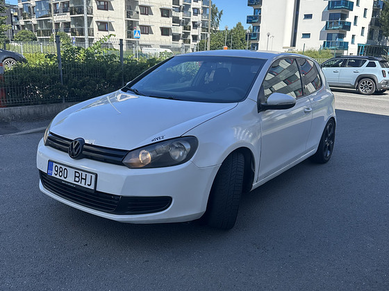 Volkswagen Golf 6 Registreerimismaks on tasutud.