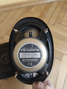 Колонки Pioneer (2 фото из 2)