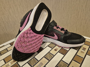 Laste jooksujalatsid Nike Star Runner 5 GS (4 foto / 4)