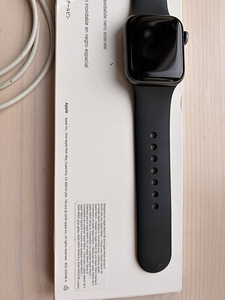 Müüa iwatch series 6, 40MM (kasutatud) (2 foto / 3)