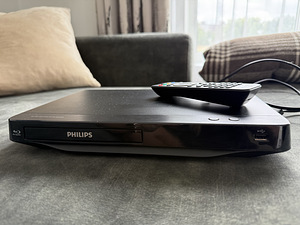 DVD, Blueray проигрыватель Philips (1 фото из 3)