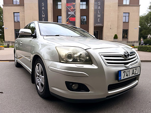 TOYOTA AVENSIS / FACELIFT / AUTOMAAT / ÜV 03.2027 (2 foto / 15)
