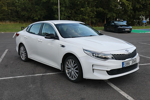 Kia Optima 2016 (3 foto / 7)