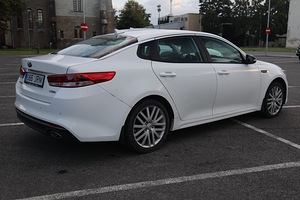 Kia Optima 2016 (4 foto / 7)