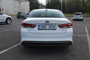 Kia Optima 2016 (5 foto / 7)