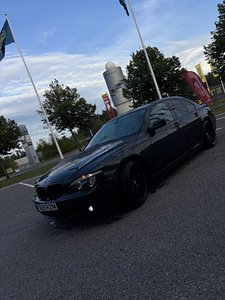 BMW 745d 4.4 V8 – 2006 (1 foto / 13)