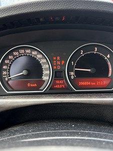 BMW 745d 4.4 V8 – 2006 (7 foto / 13)