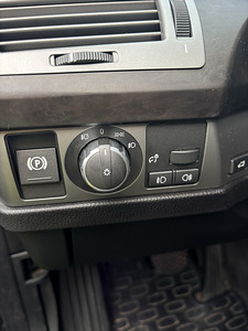 BMW 745d 4.4 V8 – 2006 (10 foto / 13)