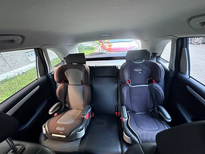 Mercedes-Benz B180 (4 фото из 9)