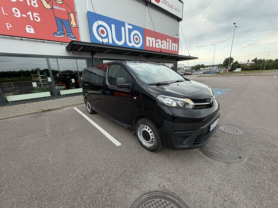 TOYOTA PROACE 1.5 88kw Diisel 1omanik