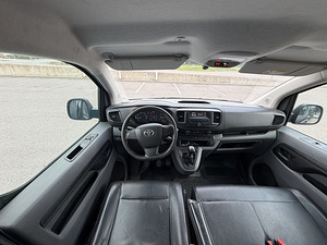 TOYOTA PROACE 1.5 88 кВт дизель, 1 владелец (9 фото из 10)