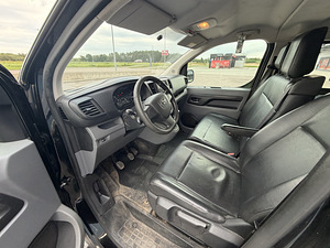 TOYOTA PROACE 1.5 88 кВт дизель, 1 владелец (8 фото из 10)