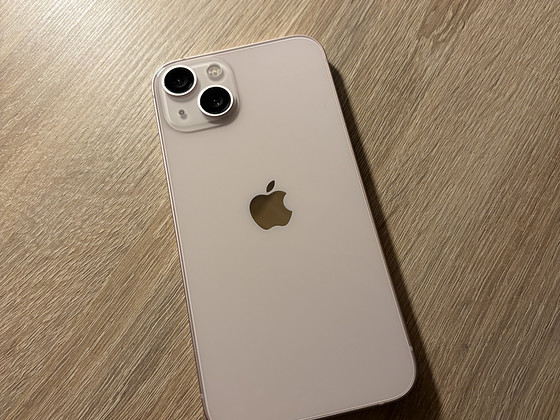 iPhone 13