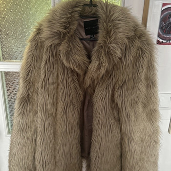 VINTAGE FAUX FUR COAT