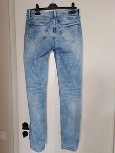 Джинсы Tommy Hilfiger (3 фото из 4)