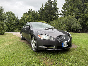 Jaguar XF 4.2 Supercharged V8 (1 фото из 13)