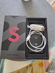 Телефон Samsung Galaxy S 22 ultra (4 фото из 8)