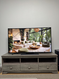 TV laud. Telerialus (1 foto / 8)