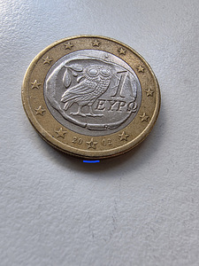 Греция 2002 1 евро. С отметкой S. Редкая (2 фото из 2)